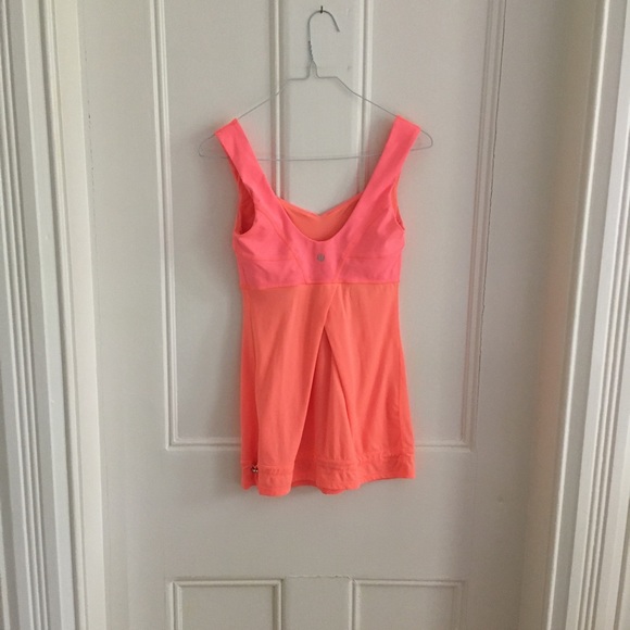 Lululemon tank - Picture 2 of 3